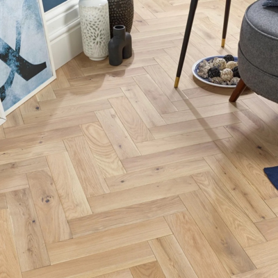 Oxford Engineered Real Wood Herringbone Oak Brushed Invisible Lacquered