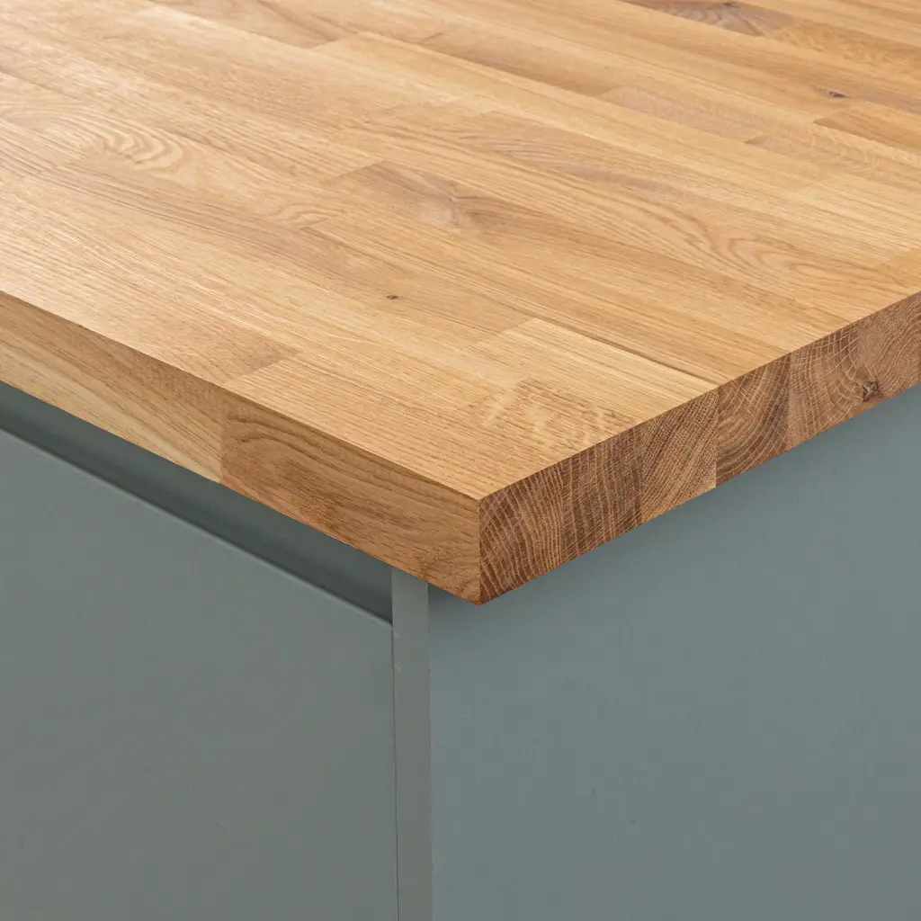 Kitchen Worktops Resistant to Stains for Busy Homes
